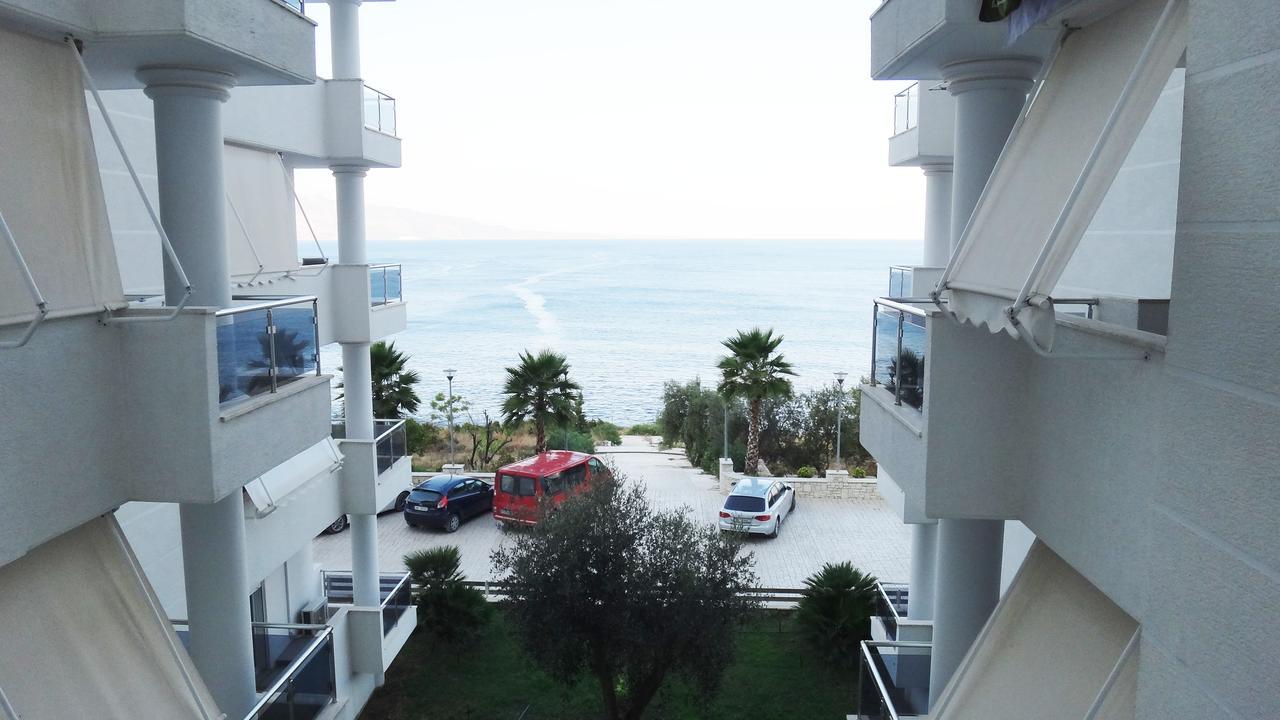 Apartments In White Residence Sarandë Eksteriør billede