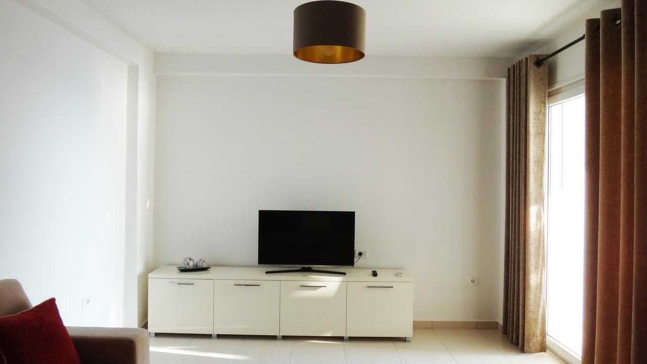 Apartments In White Residence Sarandë Eksteriør billede
