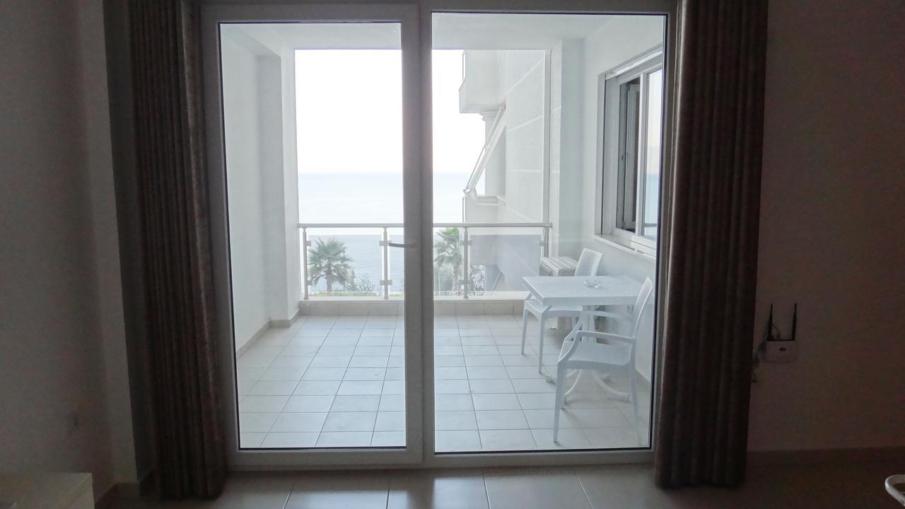 Apartments In White Residence Sarandë Eksteriør billede